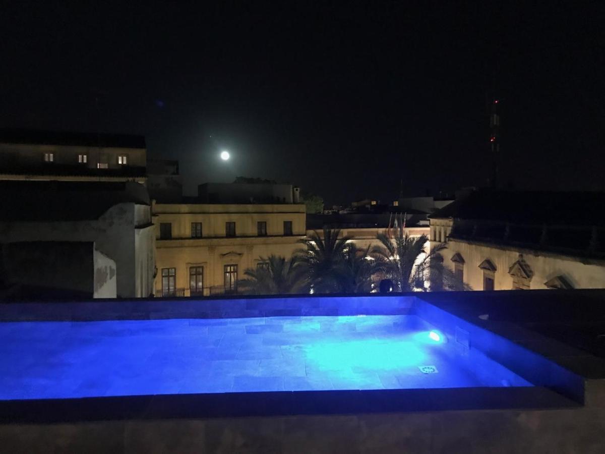 Casa Palacio En Jerez De La Frontera Con Piscina Privada Eksteriør billede